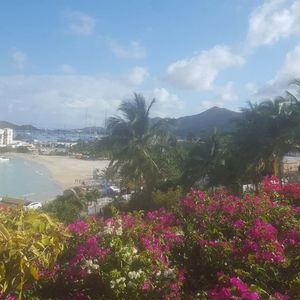 Meet your Posher, Caitlyn